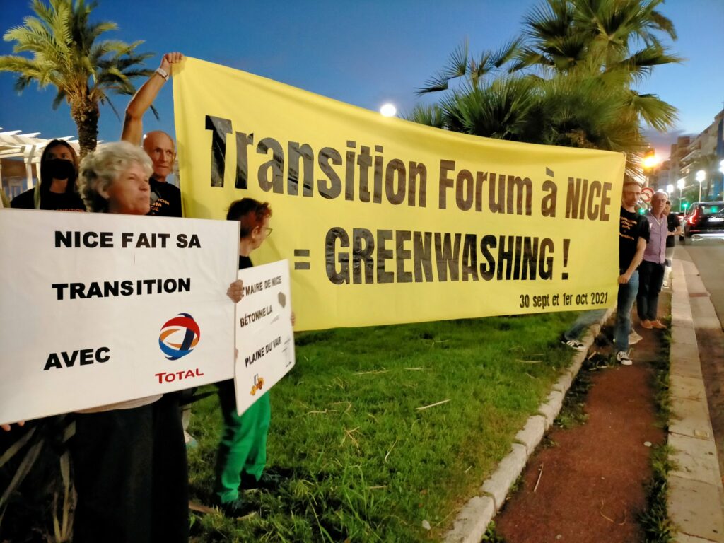 Manifestation pacifique contre le greenwashing du Transition Forum de Nice en 2021